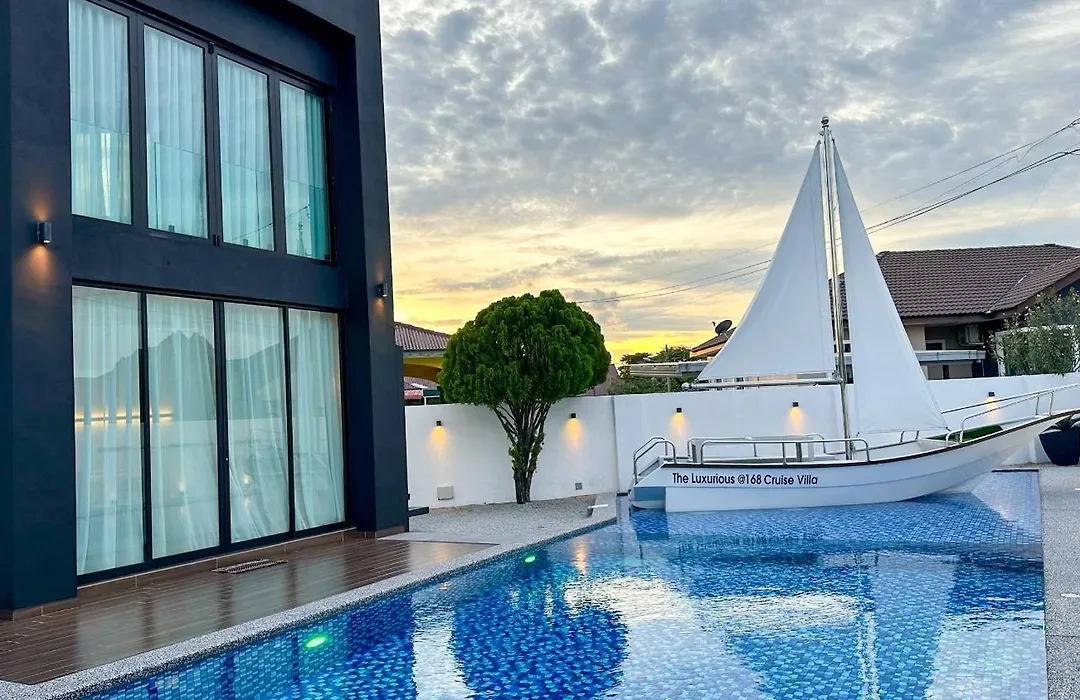 The Luxurious 168 Cruise, Melaka-1